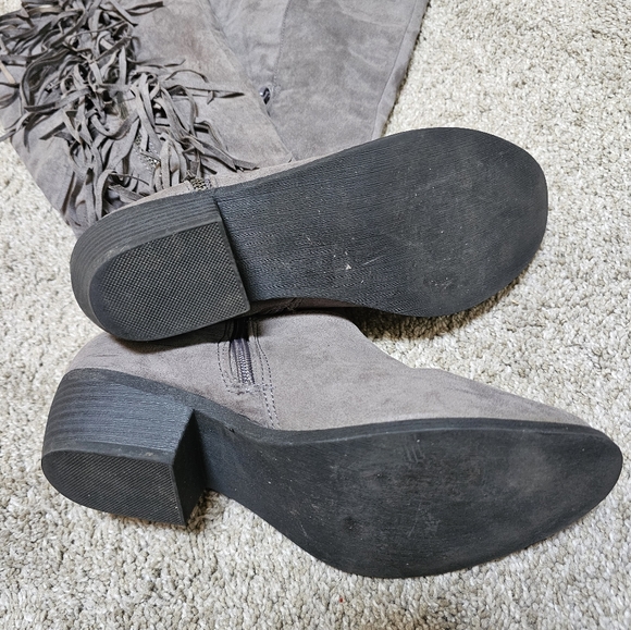 Vanity thigh high boots - Picture 3 of 5